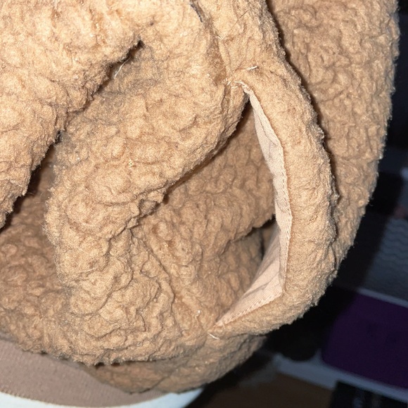 Express Woven Sherpa pull over - Picture 5 of 7